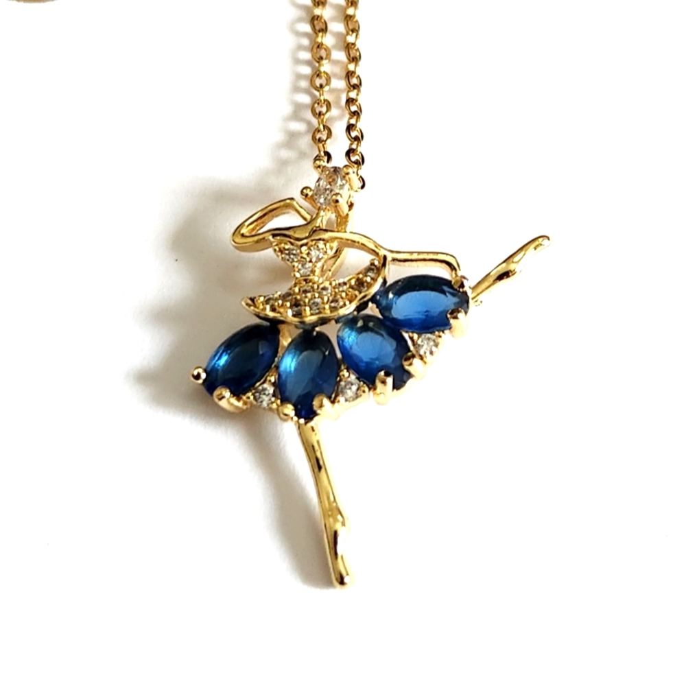 Ballerina necklace 🩰